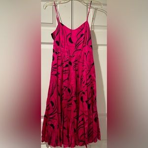 TO THE MAX sz-4 Satin Pink & Black Dress